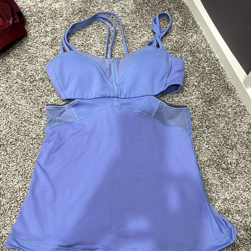 Lululemon tank